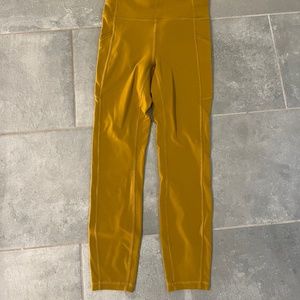 Lululemon Invigorate tight 25”